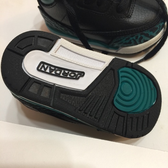 Jordan 3 Retro GT size 4C - Picture 7 of 7